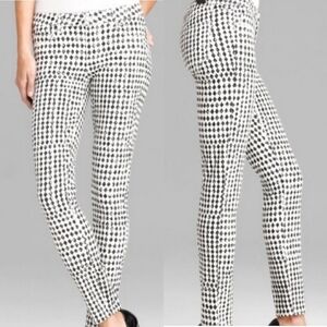 PAIGE Denim Verdugo Skinny Jeans in Diamond Checkerboard White and Black Sz 28